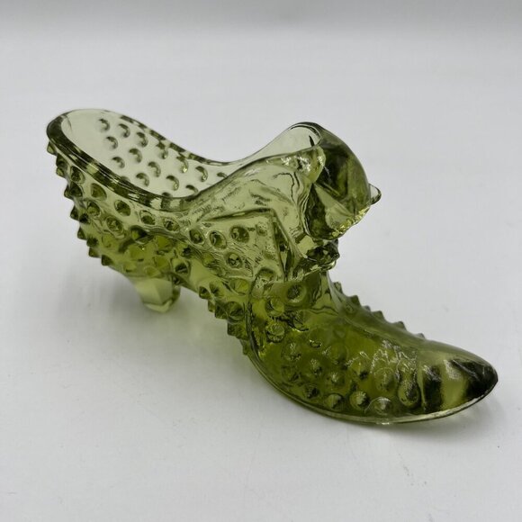 Fenton Glass Green Hobnail Cat Slipper Shoe in Excellent Condition - Picture 7 of 9